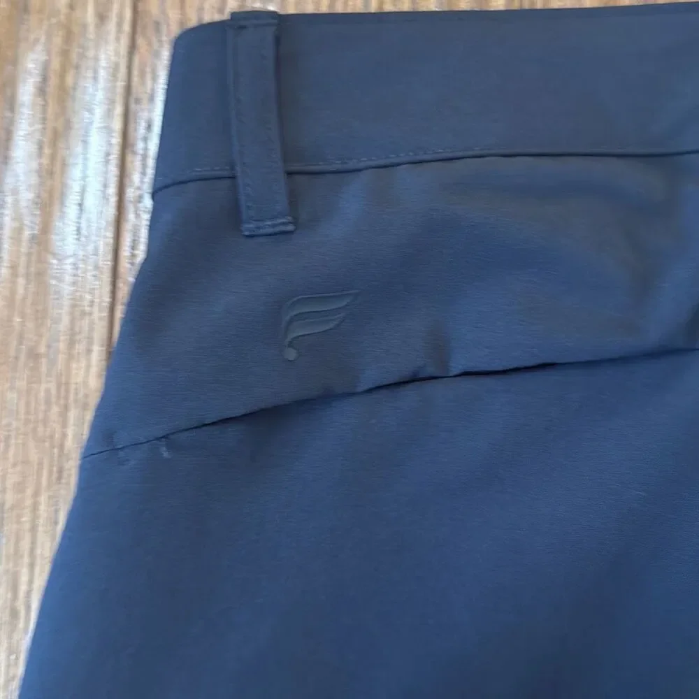 Fabletics the only pant tech gold athleisure size 30x28